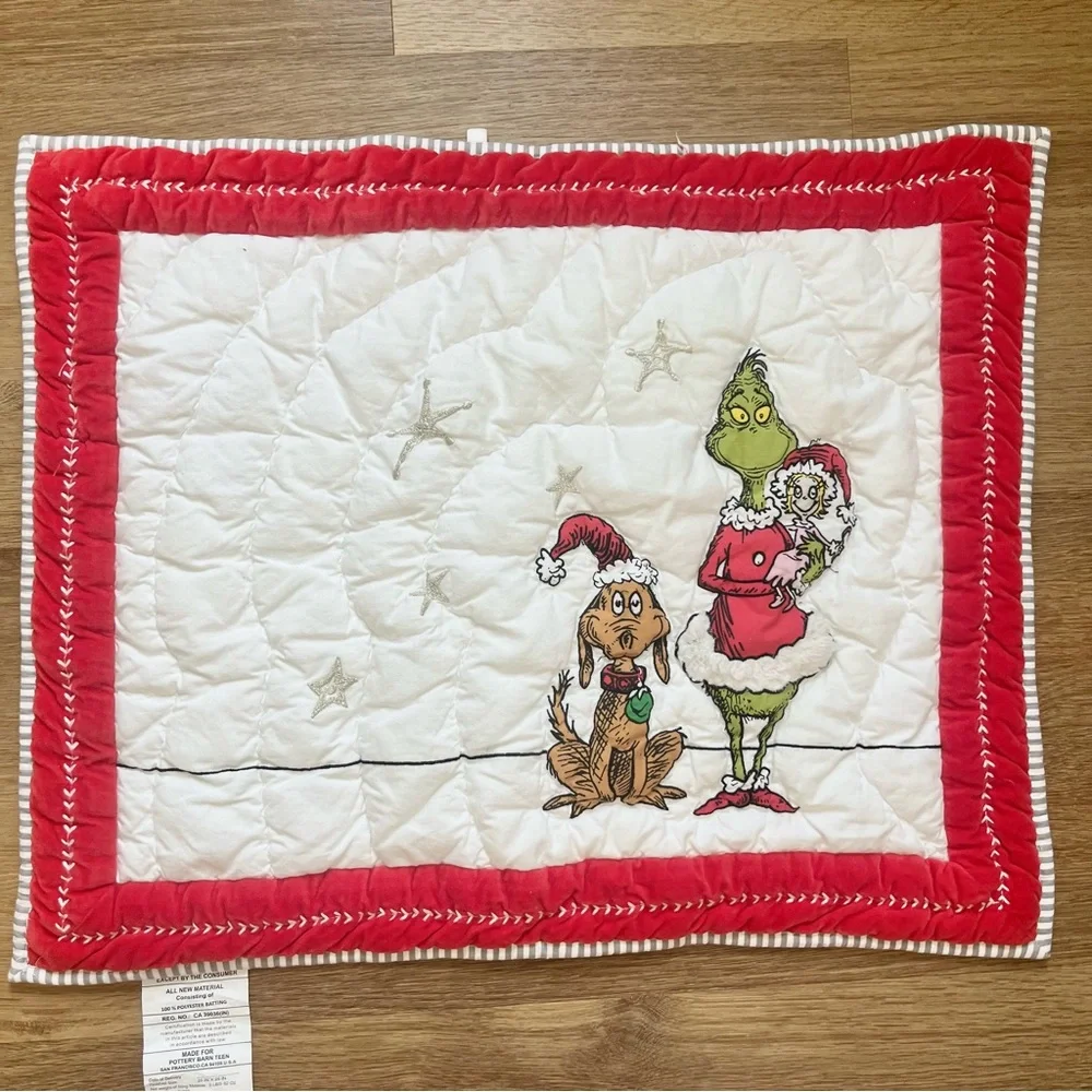 Pottery Barn Teen Dr Suess's The Grinch Quilted Sham Standard White #G414 2 Set